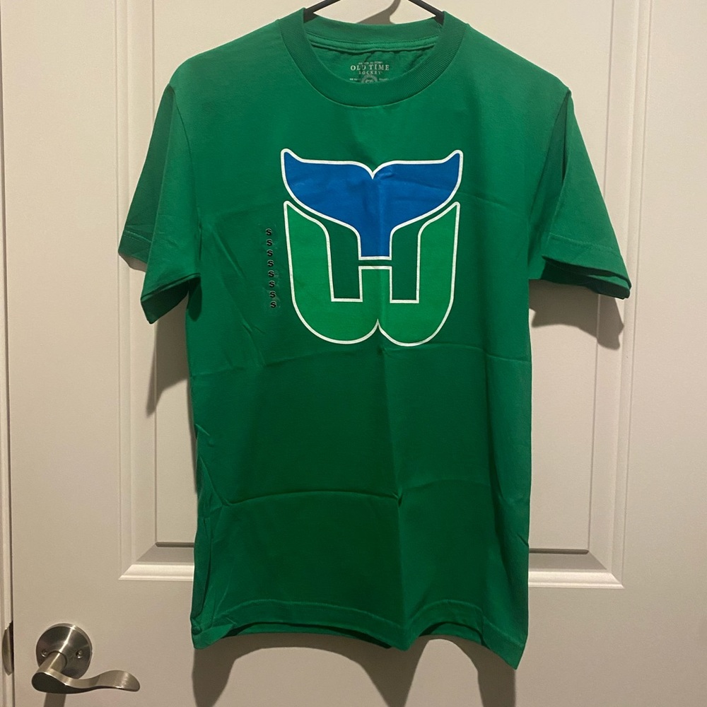 Hartford Whalers tee, size S